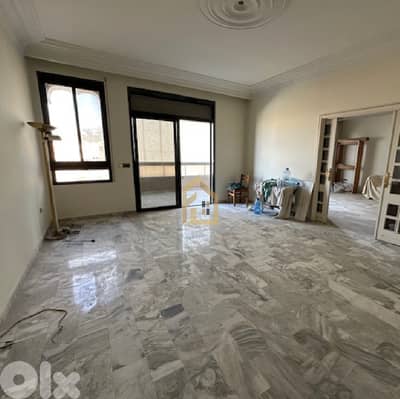 Apartment for sale in Hazmieh LJ104 شقة للبيع في الحازمية