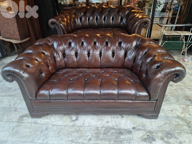 chesterfield sofa two seats vintage original England 0