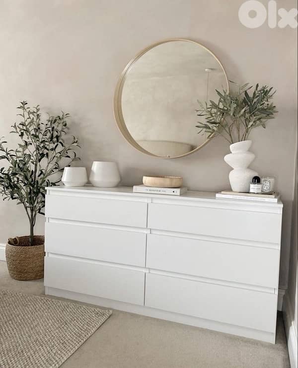 dresser 0