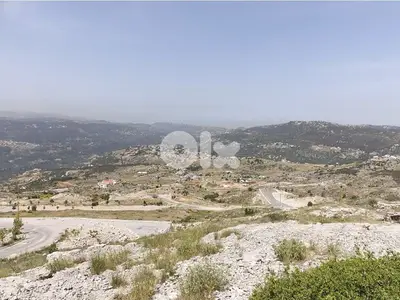 1750m2 Land in Mtein,metn عقار للبيع في المتين