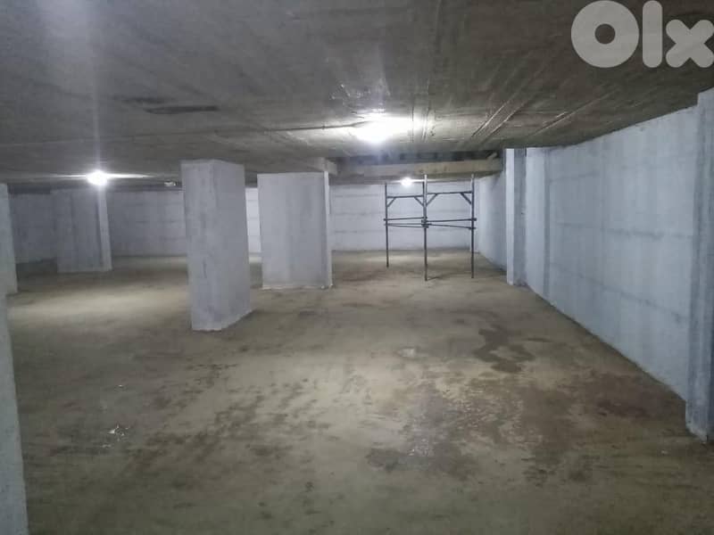 Warehouse for sale in Mansourieh Area 1250 sqm | Heights 2.3 m 0