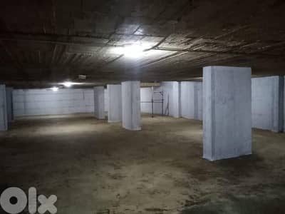 Warehouse for sale in Mansourieh Area 1250 sqm | Heights 2.3 m
