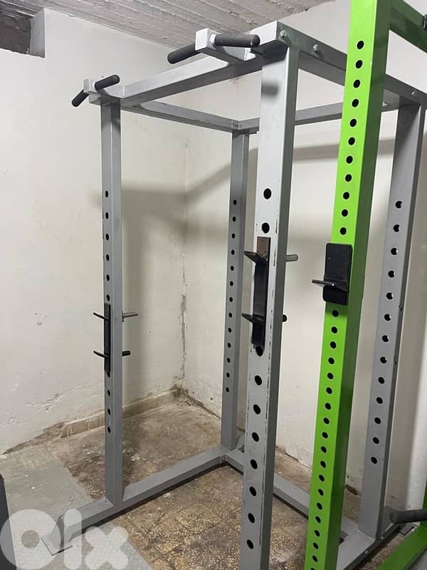 Cage like new 1