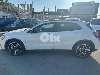 Mercedes-Benz GLA-Class 2018 germany source look AMG