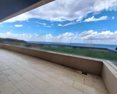 This spacious200 sqm apartment is located in a prime area REF#CO118792