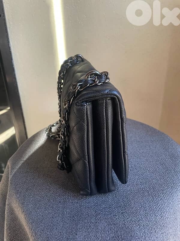 Valentino 4