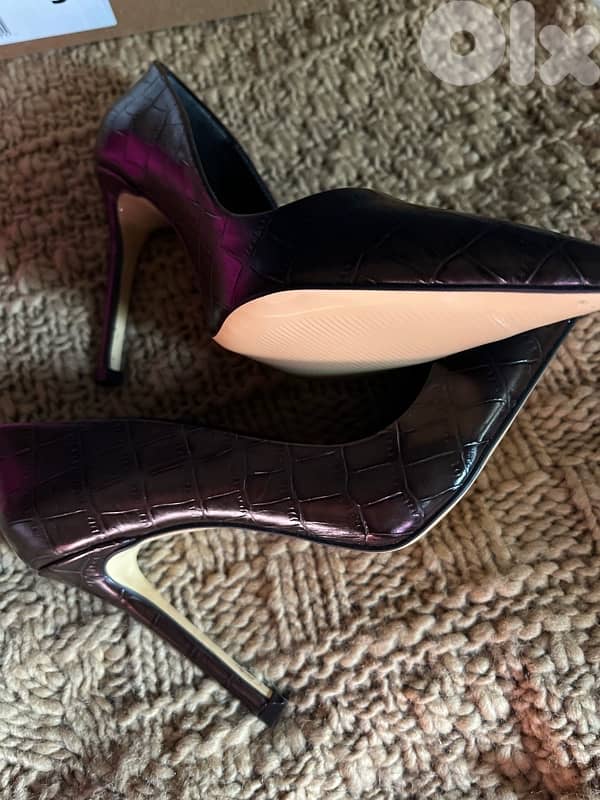 real leather new pump in box 5