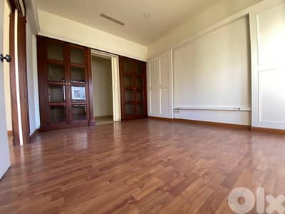 Office space for Rent in Badaro مكتب للإيجار في بدارو