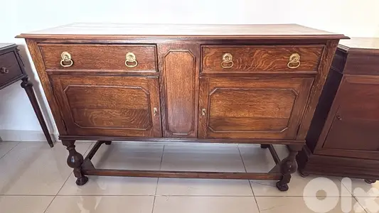 Classic Sendyen Wood Closet – Large, Single Piece, Brand New