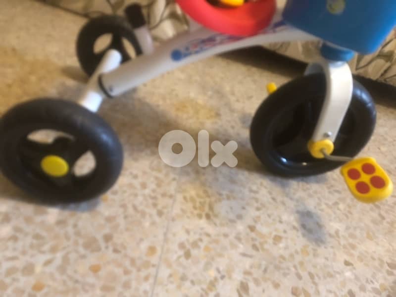 bicyclette chicco  بسكلات 18month to 5years with handle 6