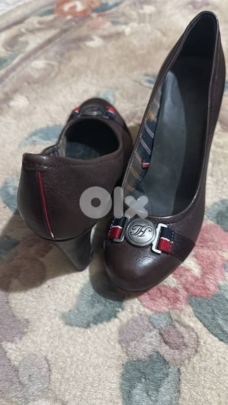 TOMMY HILFIGER PUMP 0