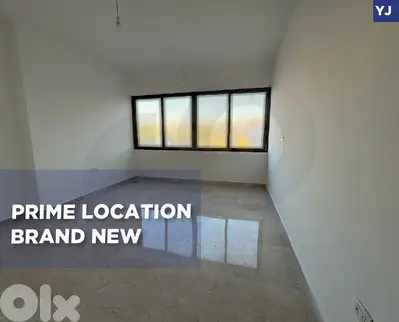 220 sqm apartment in prime location in hamra/حمرا REF#YJ129293