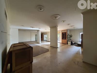 Showroom for sale in Mansourieh - معرض للبيع في المنصورية