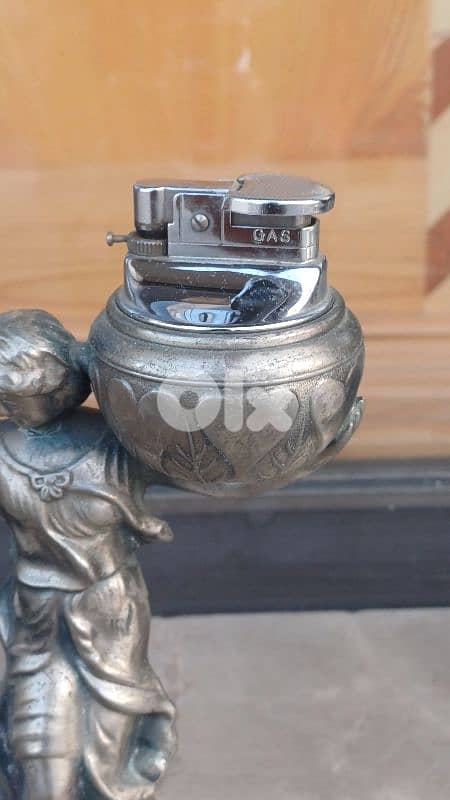 antique 3