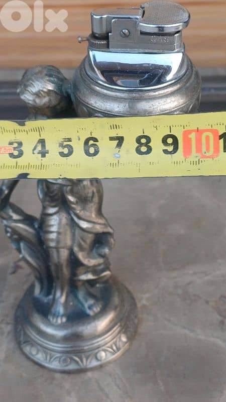 antique 9