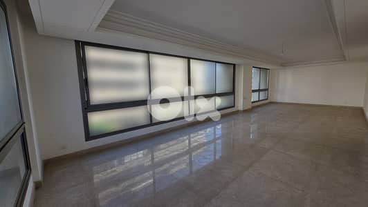 Apartment For Sale in Badaro شقة للبيع في بدارو