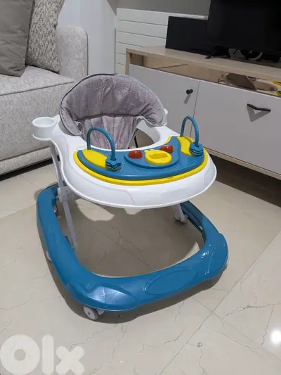 Baby march / walker