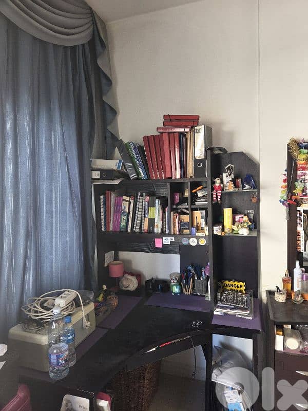 bookshelf with desk 0