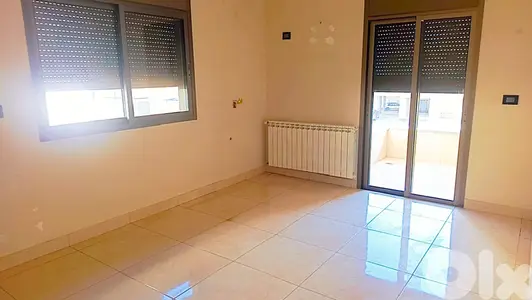 Spacious apartment 280 sqm in Haouch El Omara Stargate Area #6818