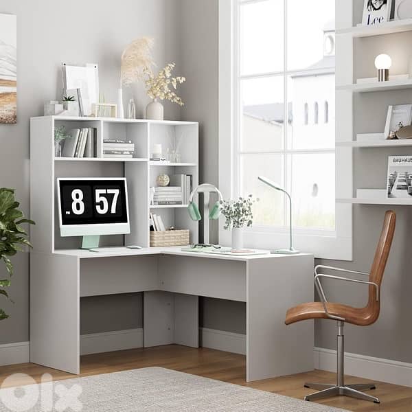 L-shaped desk 1