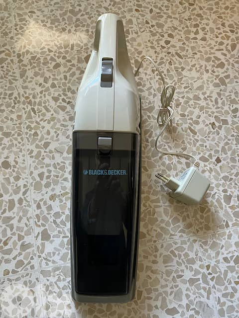 Black and Decker Hand VACUUM 0