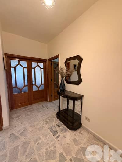apartment for rent شقه مميزه للاجار سنوي