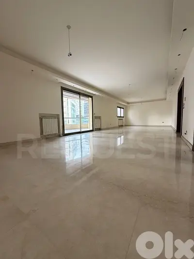 Apartment For Sale in Achrafieh شقة للبيع في الأشرفية
