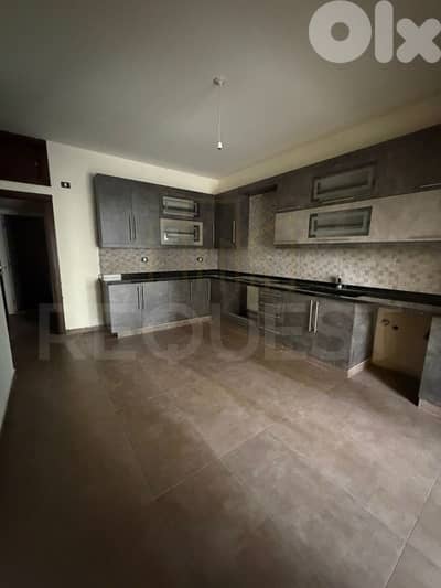 Apartment For Sale in Achrafieh شقة للبيع في الأشرفية