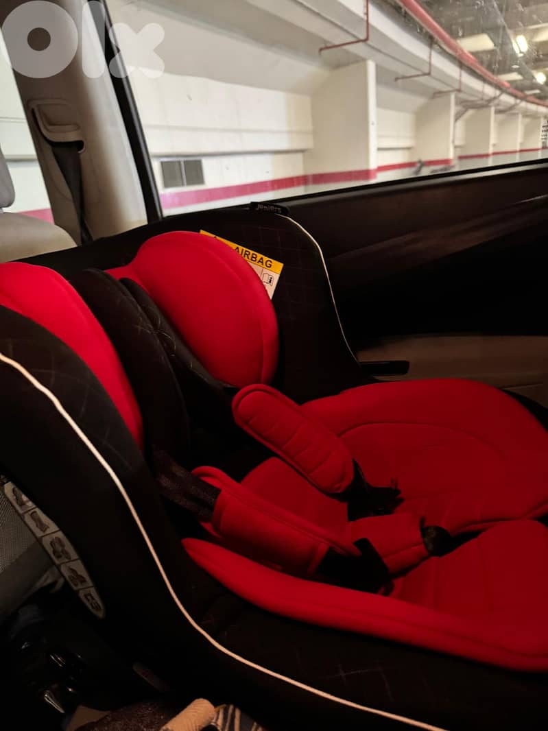 Car Seat 0