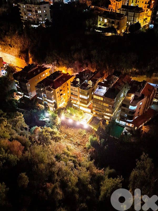 New Fully furnished 2 bedroom apartment with a garden/mountain view 0