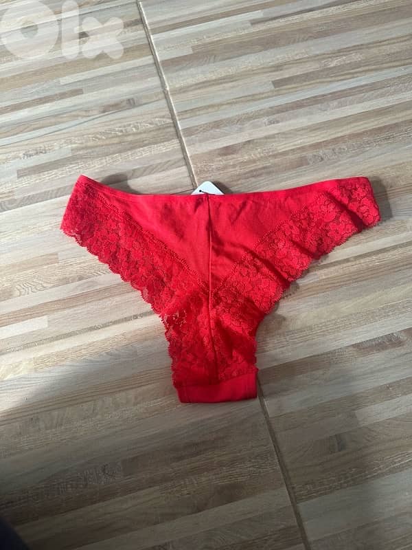 La Senza, La vie en rose, Marie France 1
