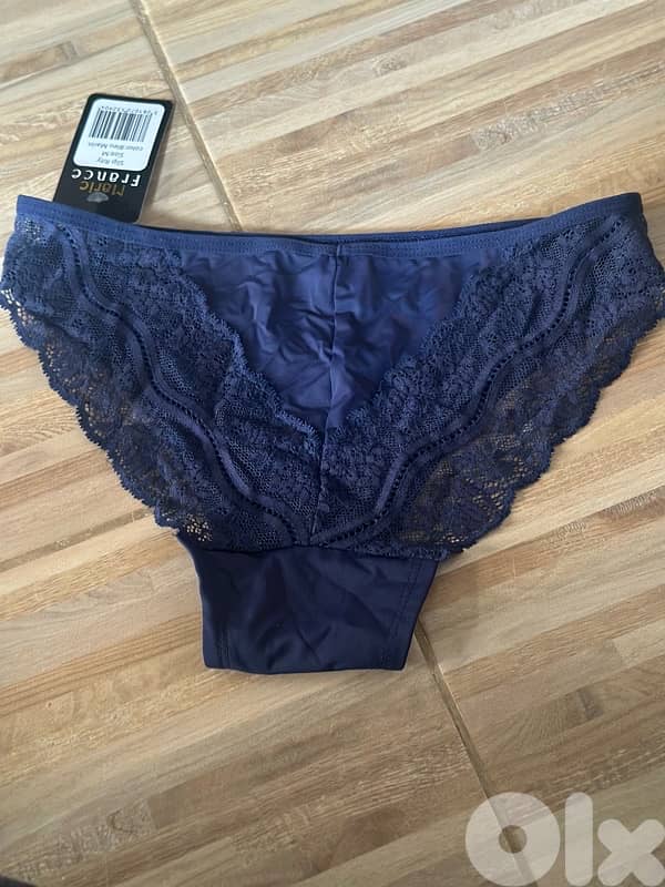 La Senza, La vie en rose, Marie France 4