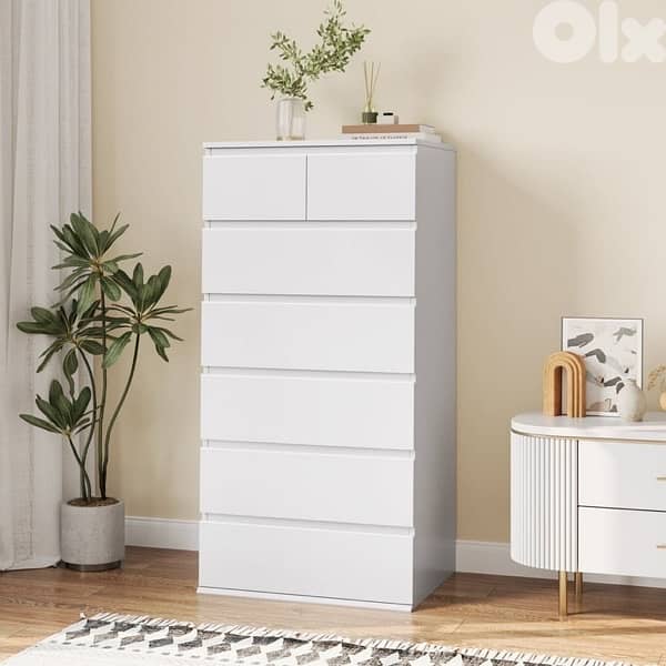 Dresser 7