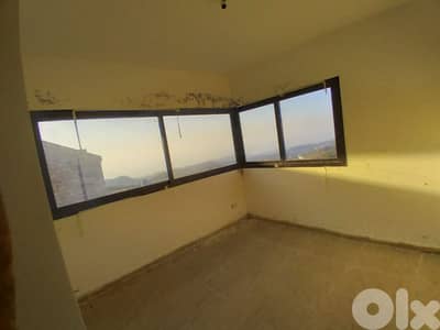 triplex w/parking and terrace