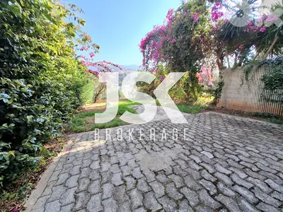 L19825 - Spacious 4 bedroom Duplex with Garden For Rent in Adma