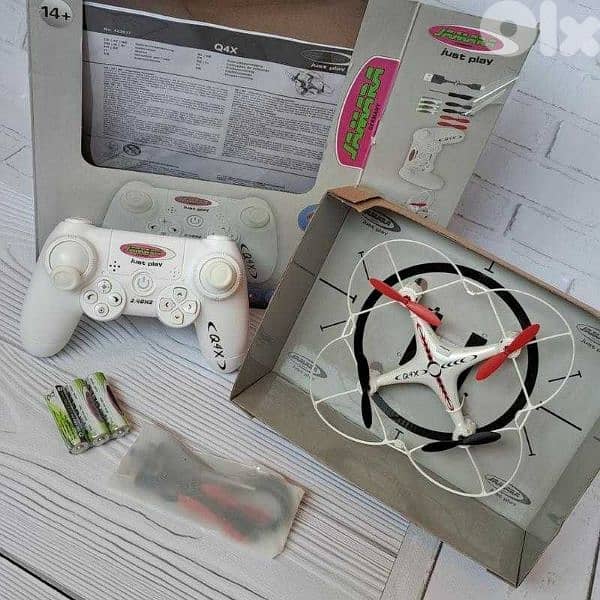 Quadrocopter Drone 0