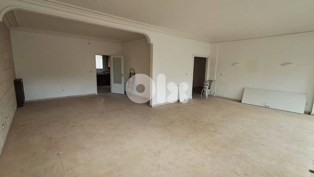 HOT DEAL !! SPACIOUS  IN ACHRAFIEH PRIME (220SQ) 3 BEDS , (ACPV-1144) 0