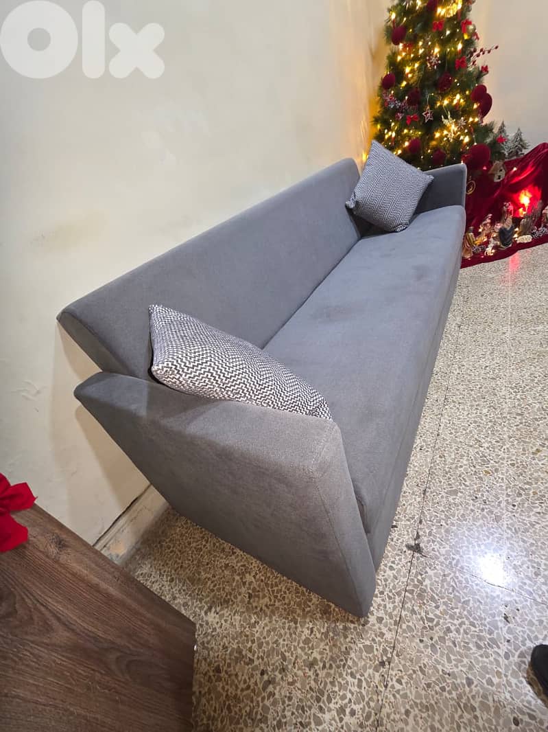 2 Large Sofa-Bed 2