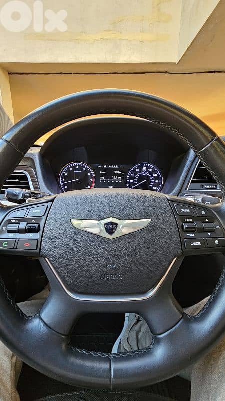 Genesis G80 2016 0
