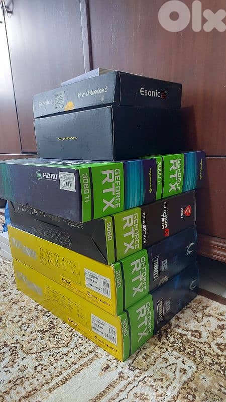 5 GPUS (RTX 3080 MSI ×1 ; RTX 3080TI MANLI × 2 ; RTX 3090 ZOTAC ×2) 0
