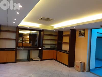 محل للايجار في الاشرفية/فسوح Shop for rent in Achrafieh/Fassouh