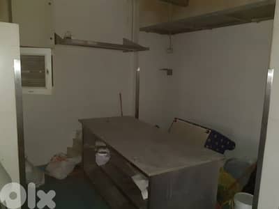 محل للايجار في الاشرفية/فسوح Shop for rent in Achrafieh/Fassouh