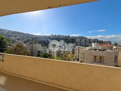 شقة للبيع في عوكر Apartment for sale in Awkar  NO ESKEN
