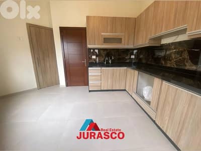 apartment for sale in adma 214m + 62m garden / شقة للبيع في ادما