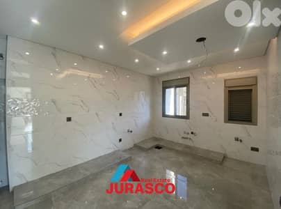 apartment for sale in adma 210m / شقة للبيع في ادما ٢١٠ متر
