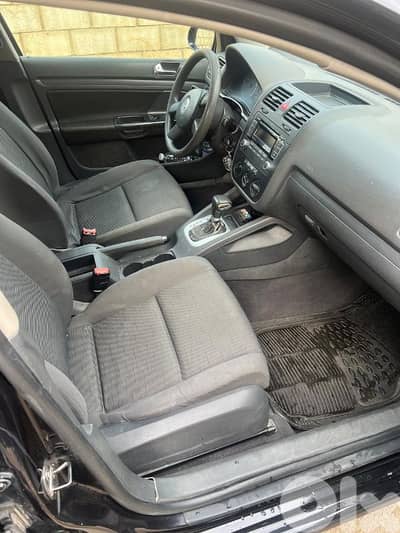 فولكسفاغن أي دي 5 2005
