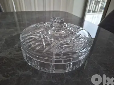 Crystal cut Bonbonniere