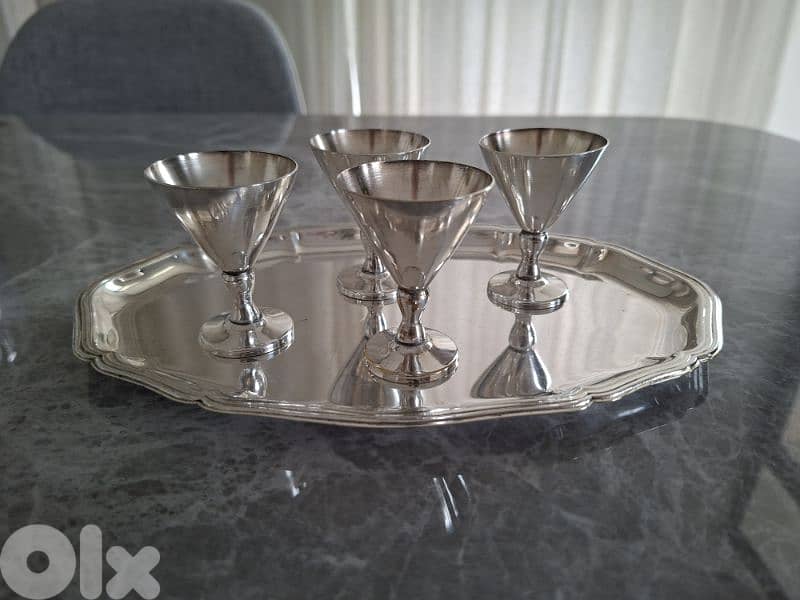 Set of 4 silver liqueur cups with tray 1
