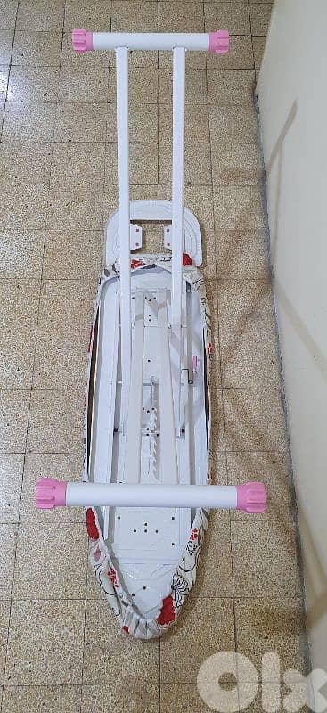 Ironing board used a little  very neat  like new beyrout ashrafiye 20$ 9