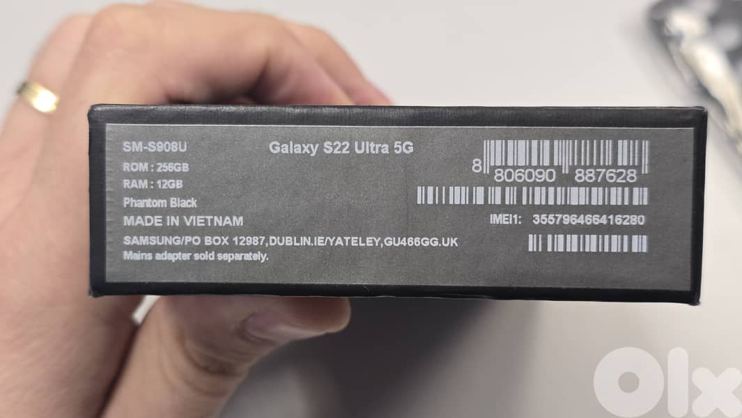 Samsung S22 Ultra - 12GB/256GB - 1 SIM+1 eSIM + Box +4 Covers 6